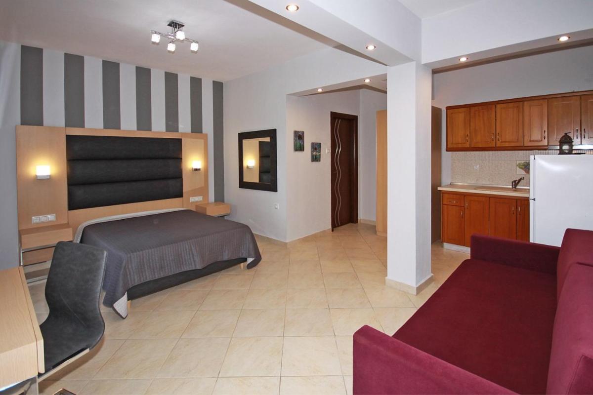 Stamos Apartments And Studios Vourvourou Værelse billede
